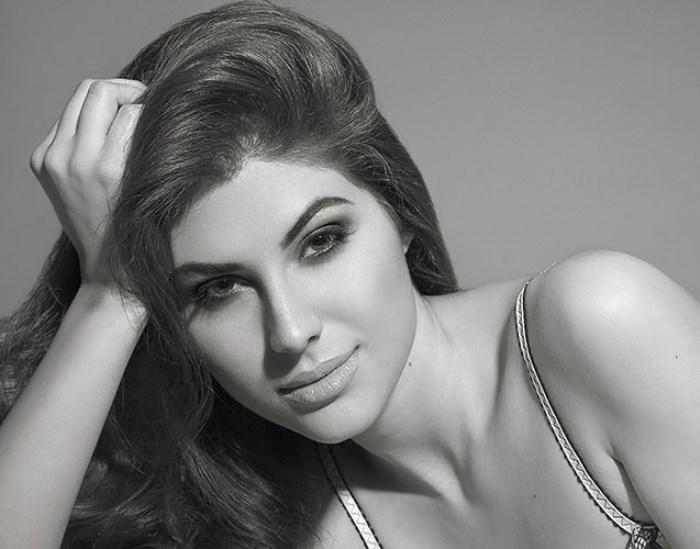 Model Elnaz Norouzi Photoshoot