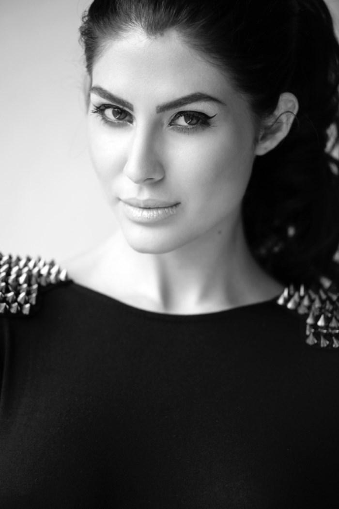 Model Elnaz Norouzi Photoshoot