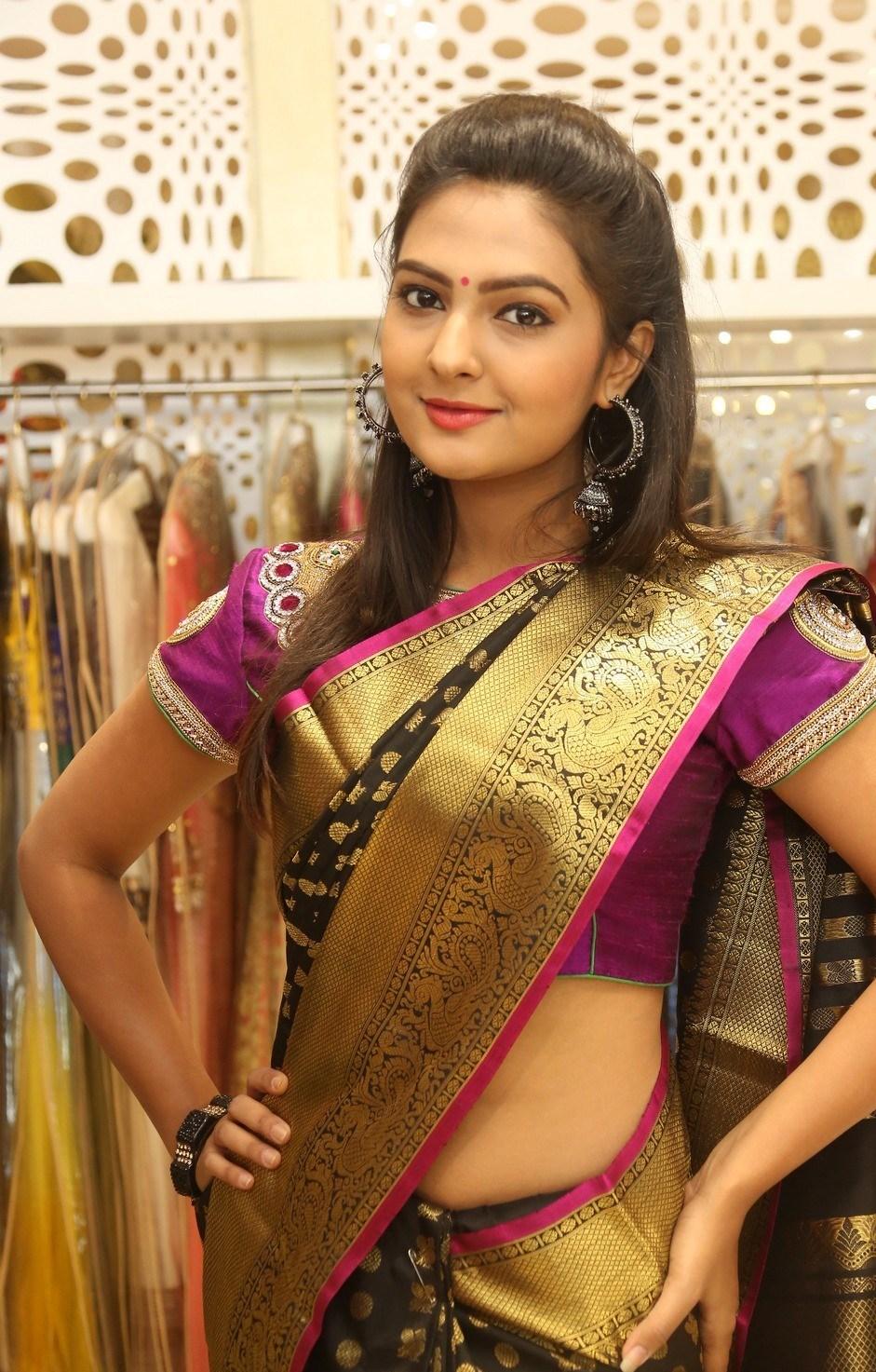 Neha Deshpande Saree Images