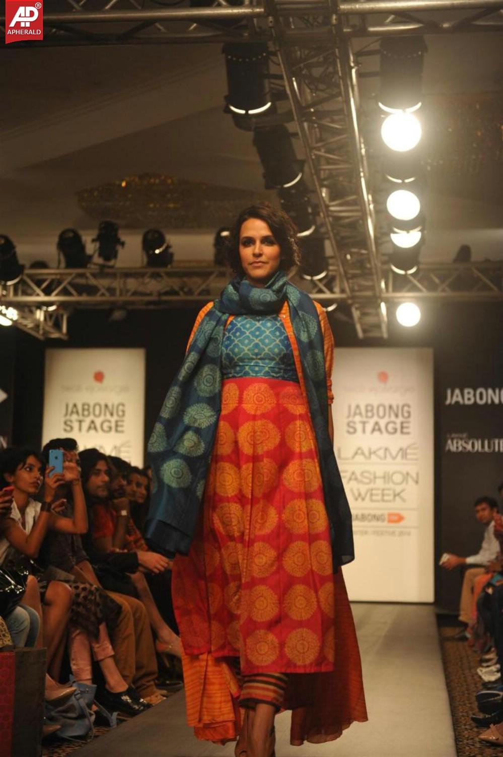 Neha Dhupia Ramp Walk‏