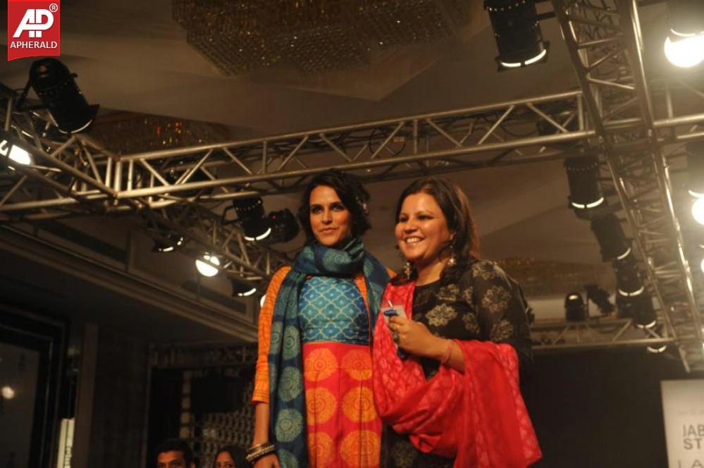 Neha Dhupia Ramp Walk‏