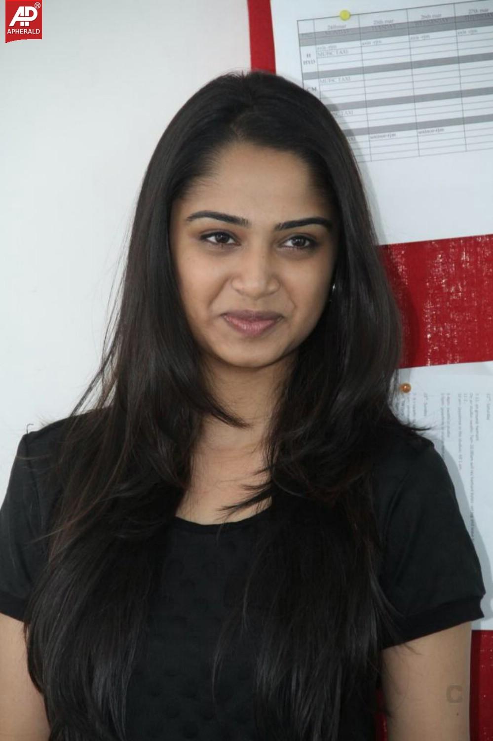Nikitha Anil Photos
