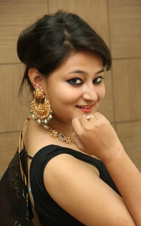 Niloufer New Black Saree Stills