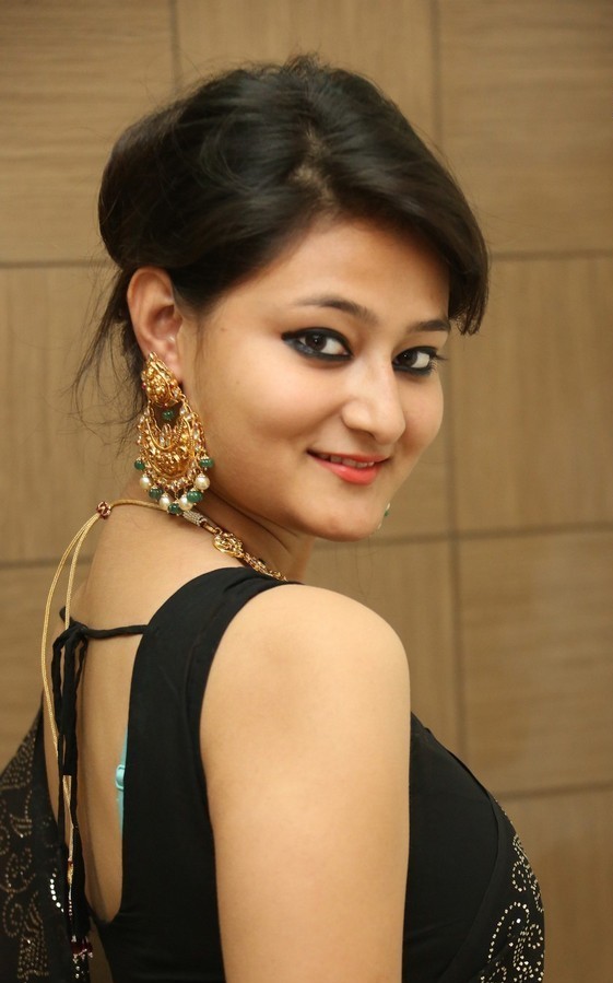 Niloufer New Black Saree Stills