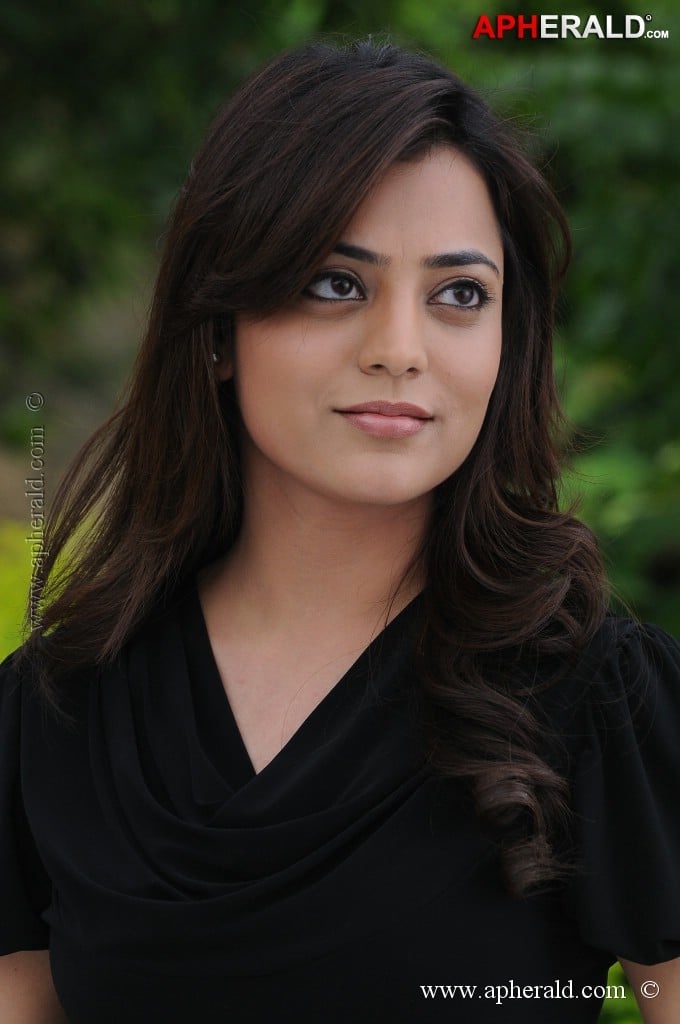 Nisha Agarwal Photos