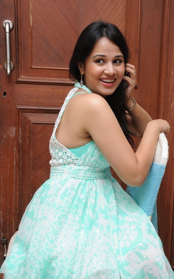 Nisha Kothari Beautiful Stills