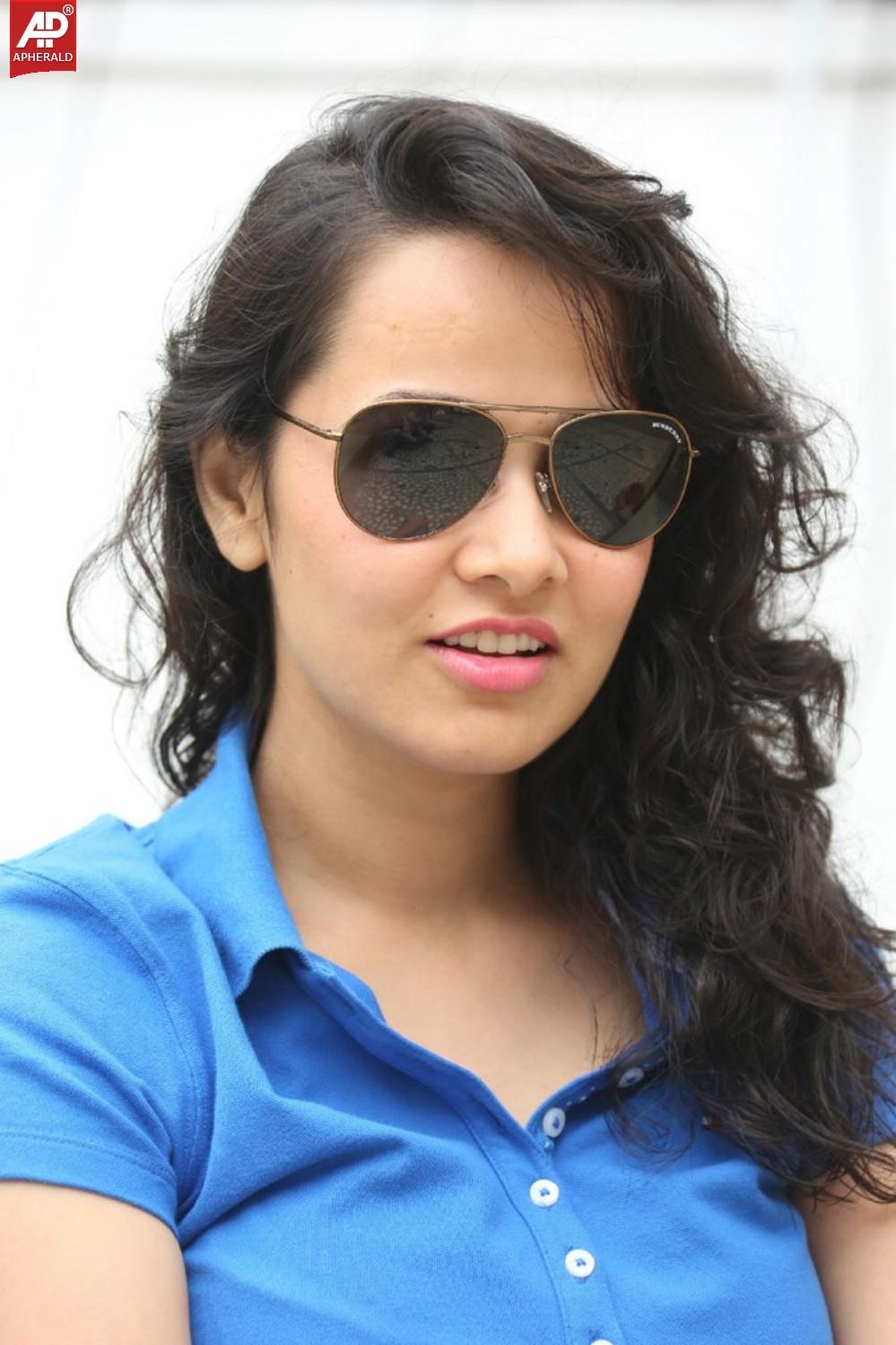 Nisha Kothari Latest Pics