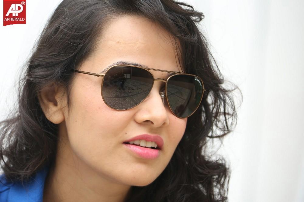 Nisha Kothari Latest Pics