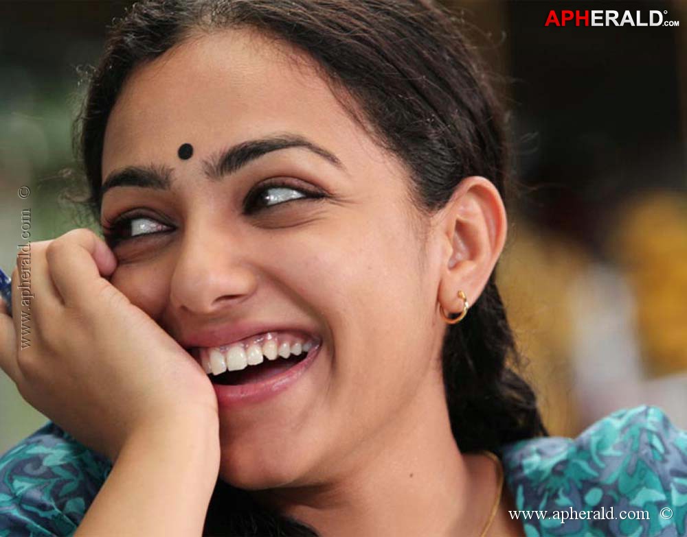 Nithya Menon Cute Pics