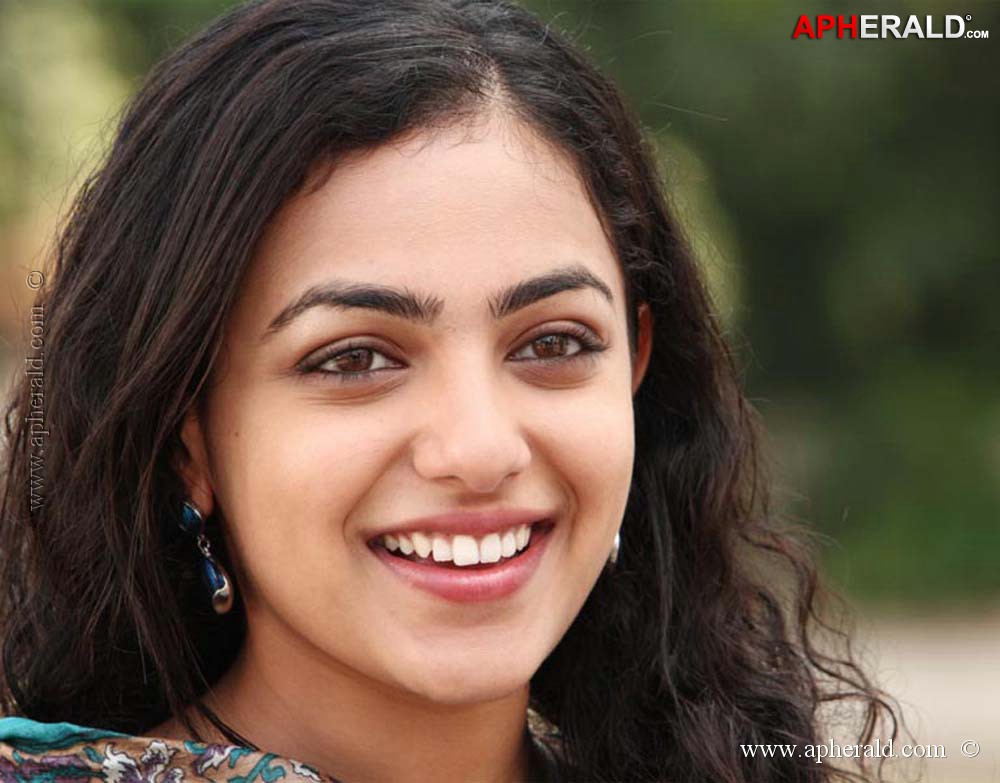 Nithya Menon Cute Pics