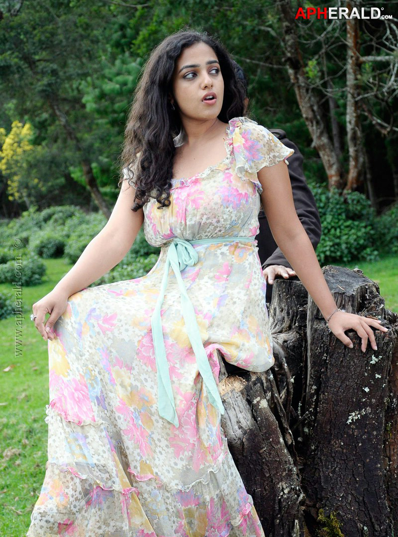 Nithya Menon Cute Pics