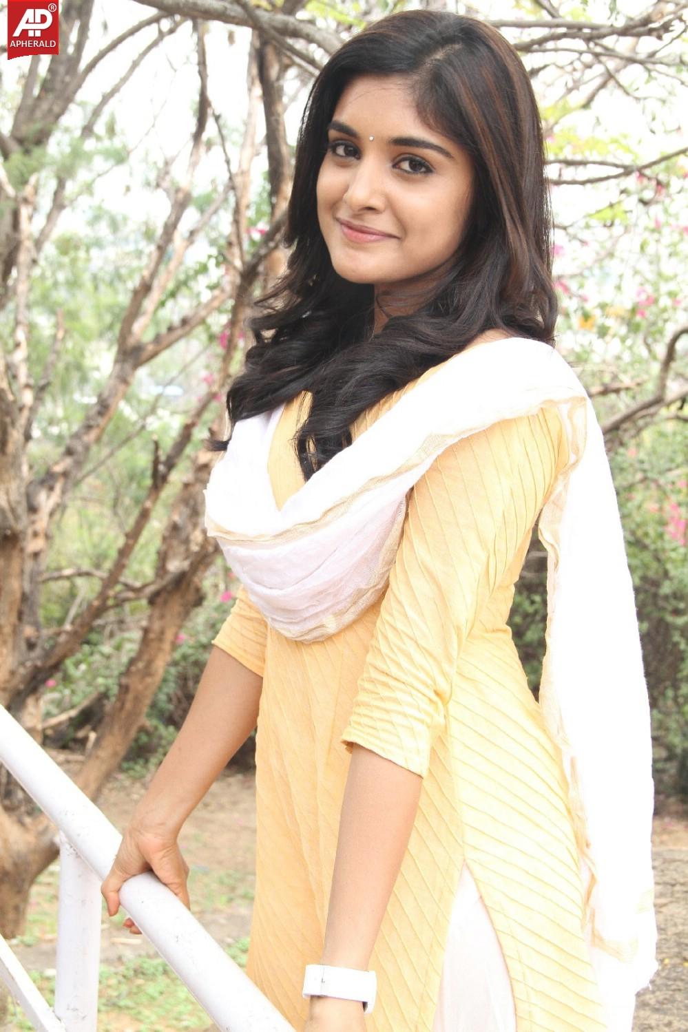 Niveda Thomas Photos