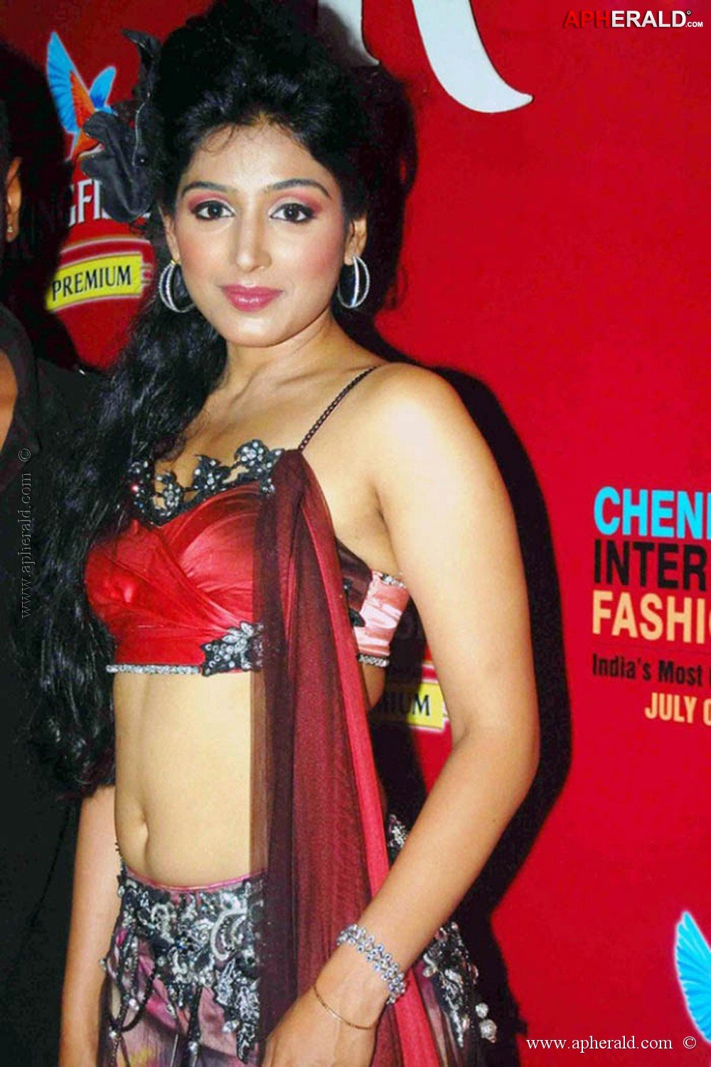 Padmapriya Spicy Photos