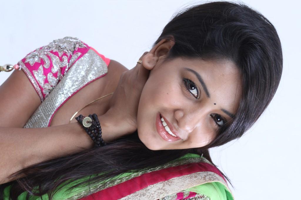 Pavani Reddy Half Saree Photos