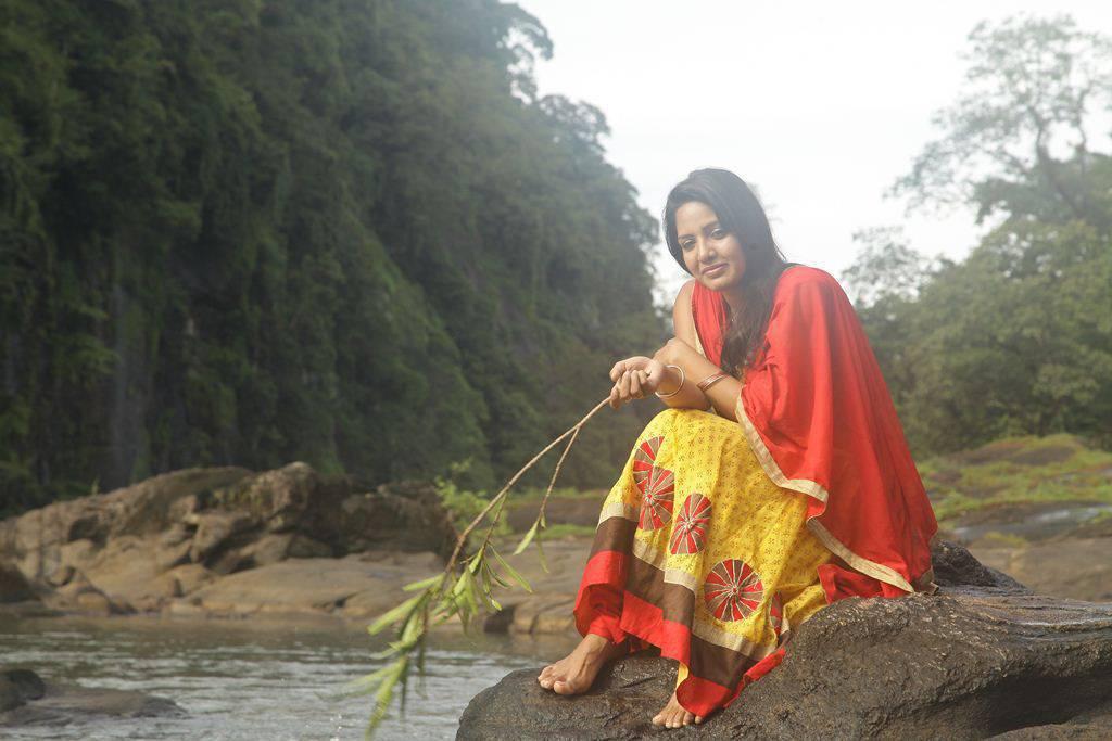 Pavani Reddy New Stills