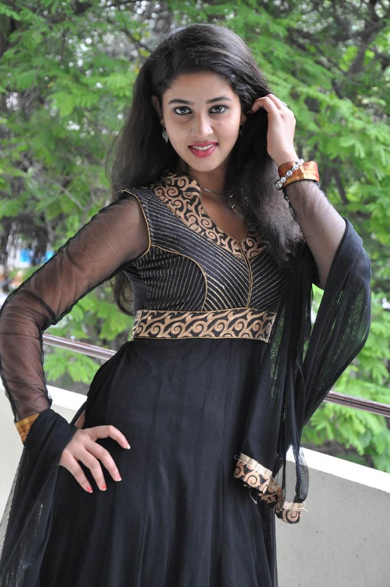 Pavani Stills At Dongata Press Meet