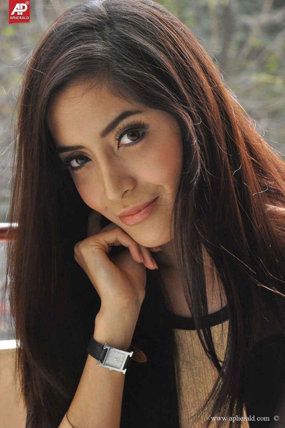 Pinky Savath New Stills