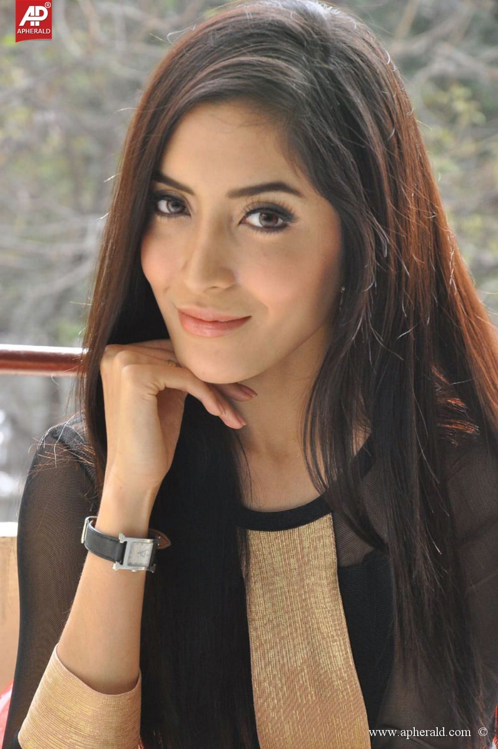 Pinky Savath New Stills