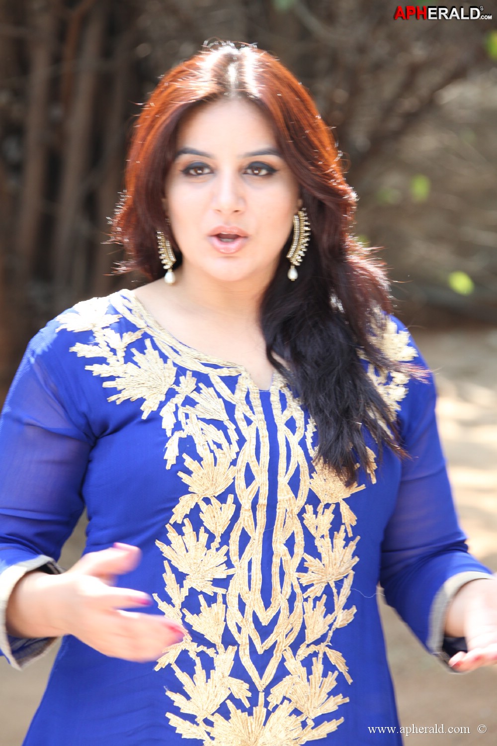 Pooja Gandhi Images