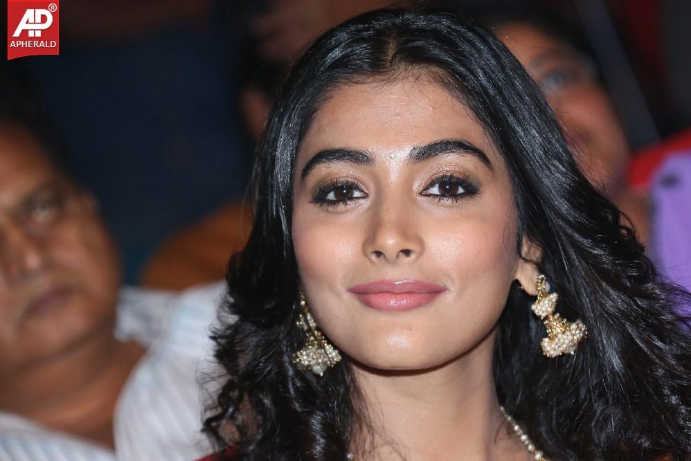 Pooja Hegde Beautiful Stills