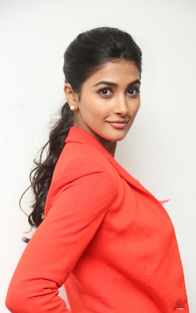 Pooja Hegde Latest Photo Shoot