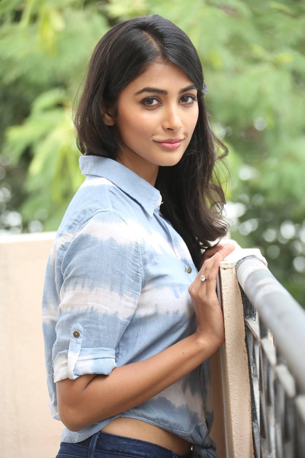 Pooja Hegde Latest Stills