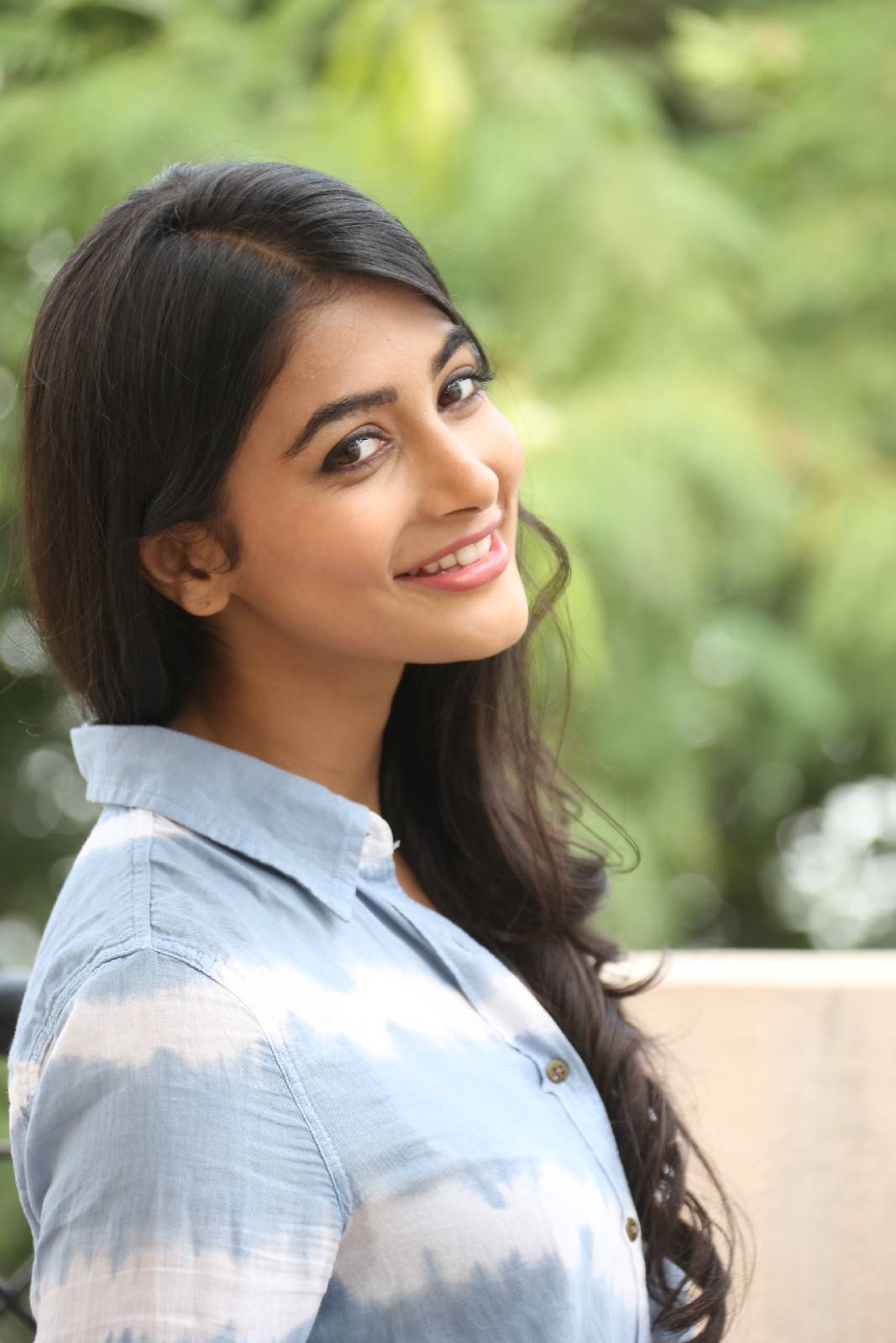 Pooja Hegde Latest Stills