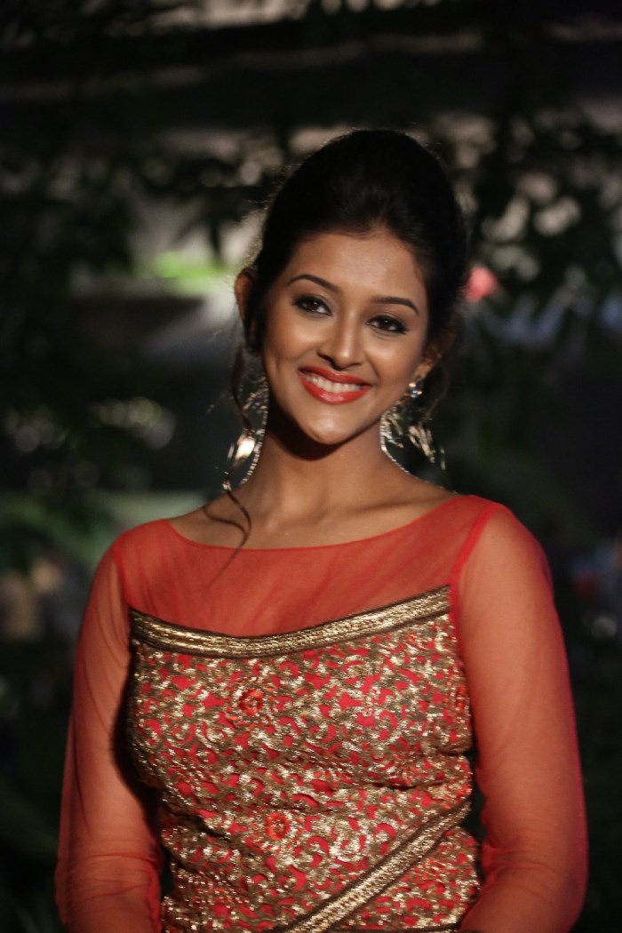Pooja Jhaveri Beautiful Stills