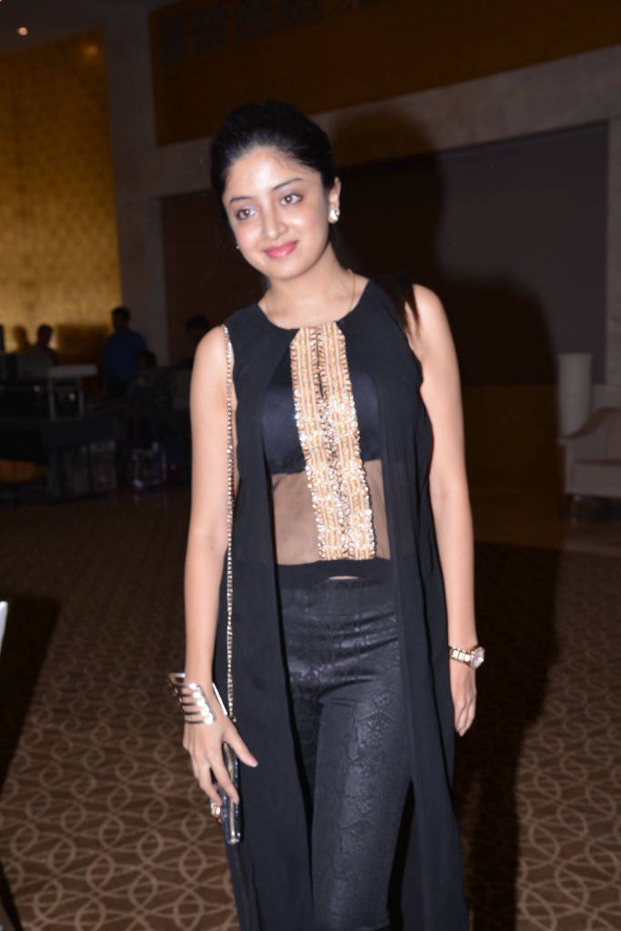 Poonam Kaur Latest Stills