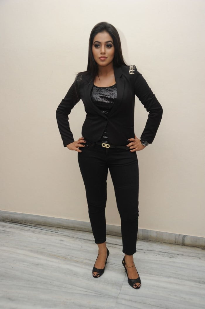 Poorna Latest Photos 1