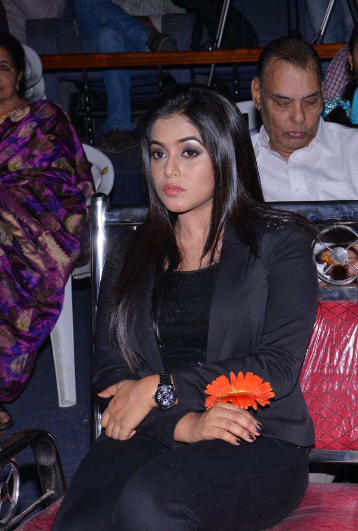 Poorna Latest Photos 1