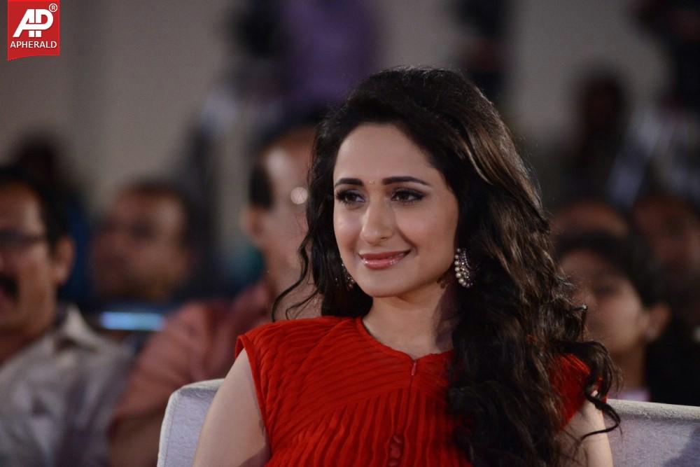 Pragya Jaiswal Beautiful Stills