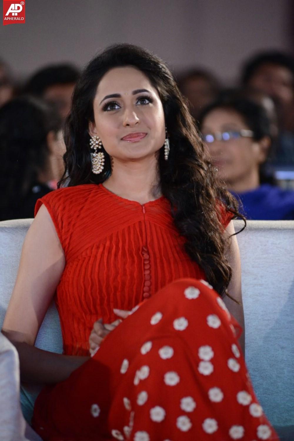 Pragya Jaiswal Beautiful Stills