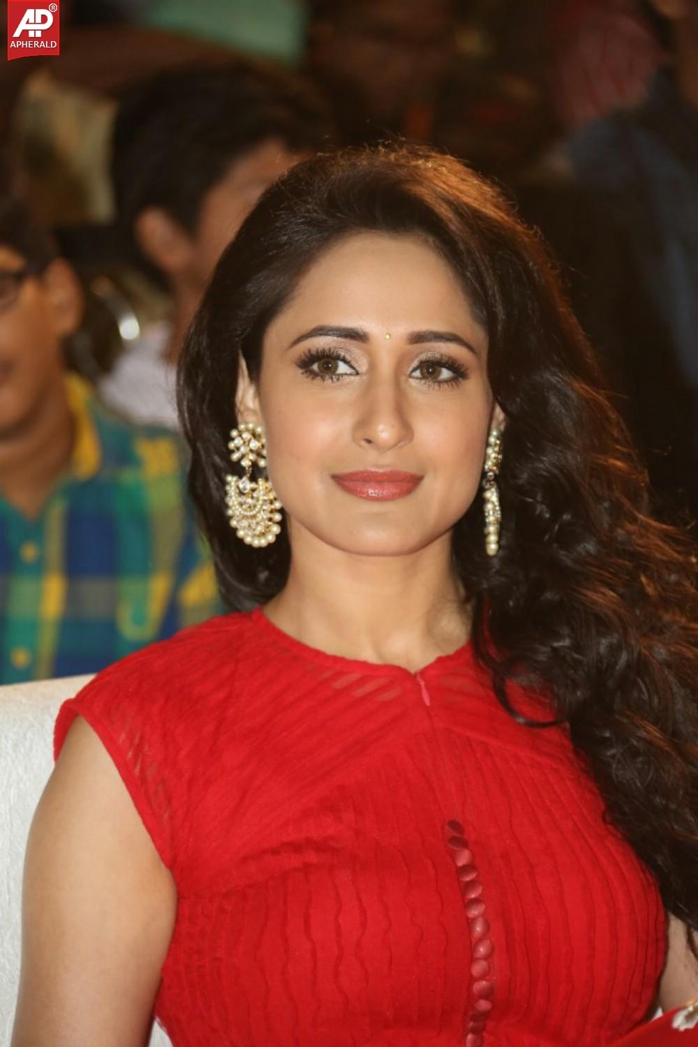 Pragya Jaiswal Beautiful Stills