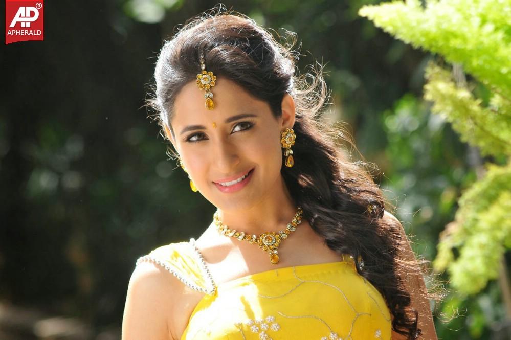 Pragya Jaiswal Stills