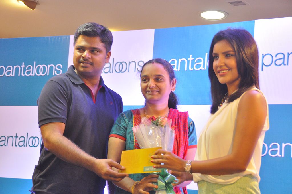 Priya Anand at Pantaloons Store Launch