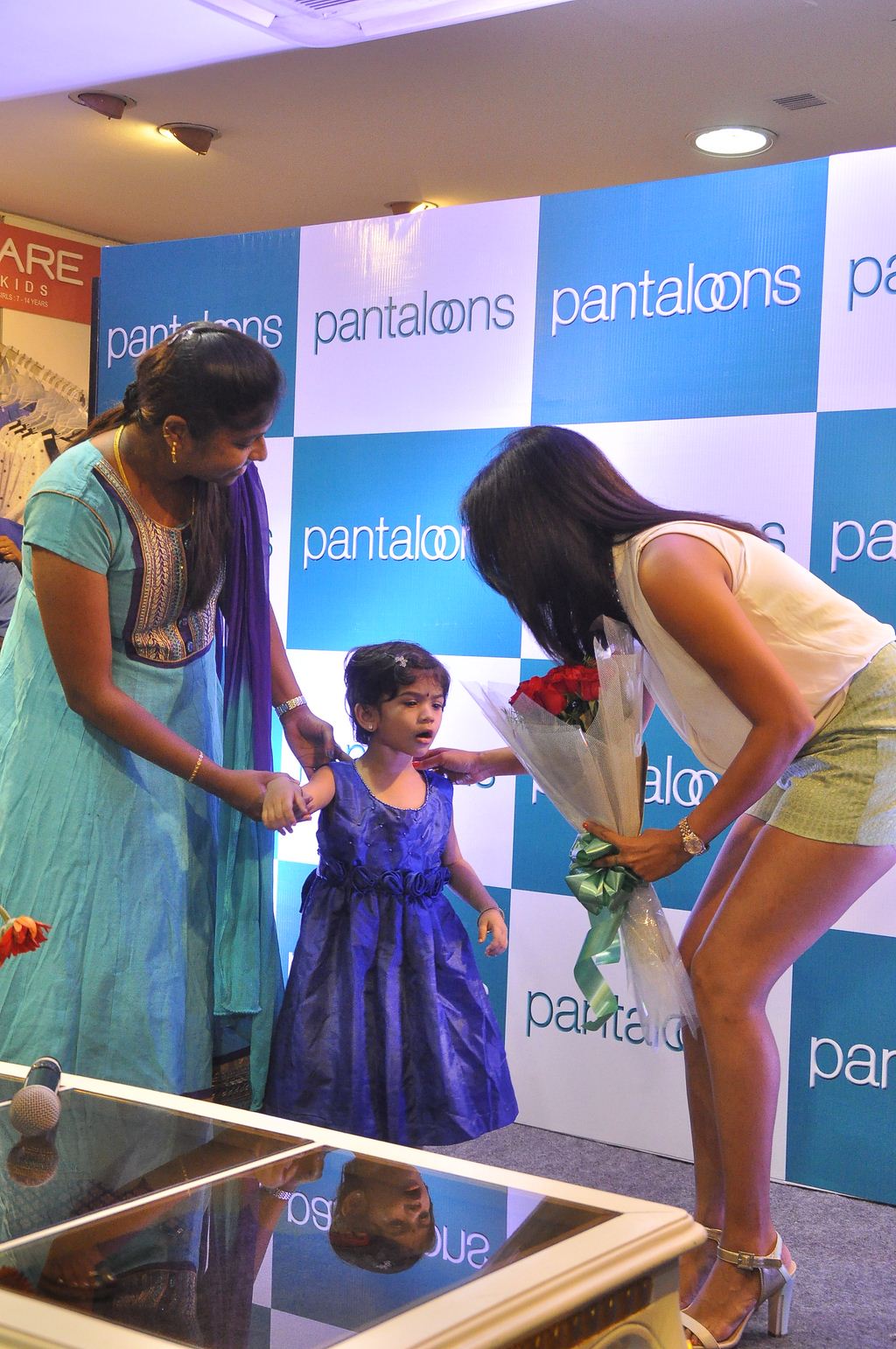 Priya Anand at Pantaloons Store Launch