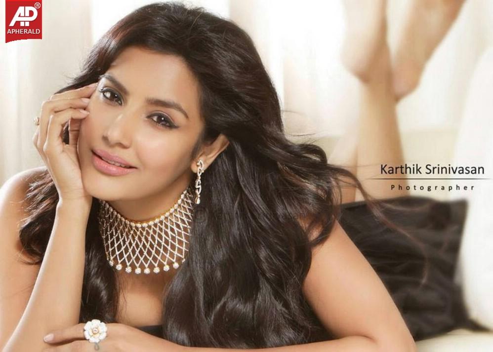 Priya Anand Gorgeous Photoshoot