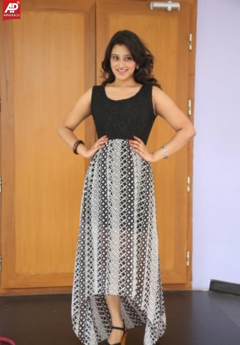 Priya Latest Spicy Stills