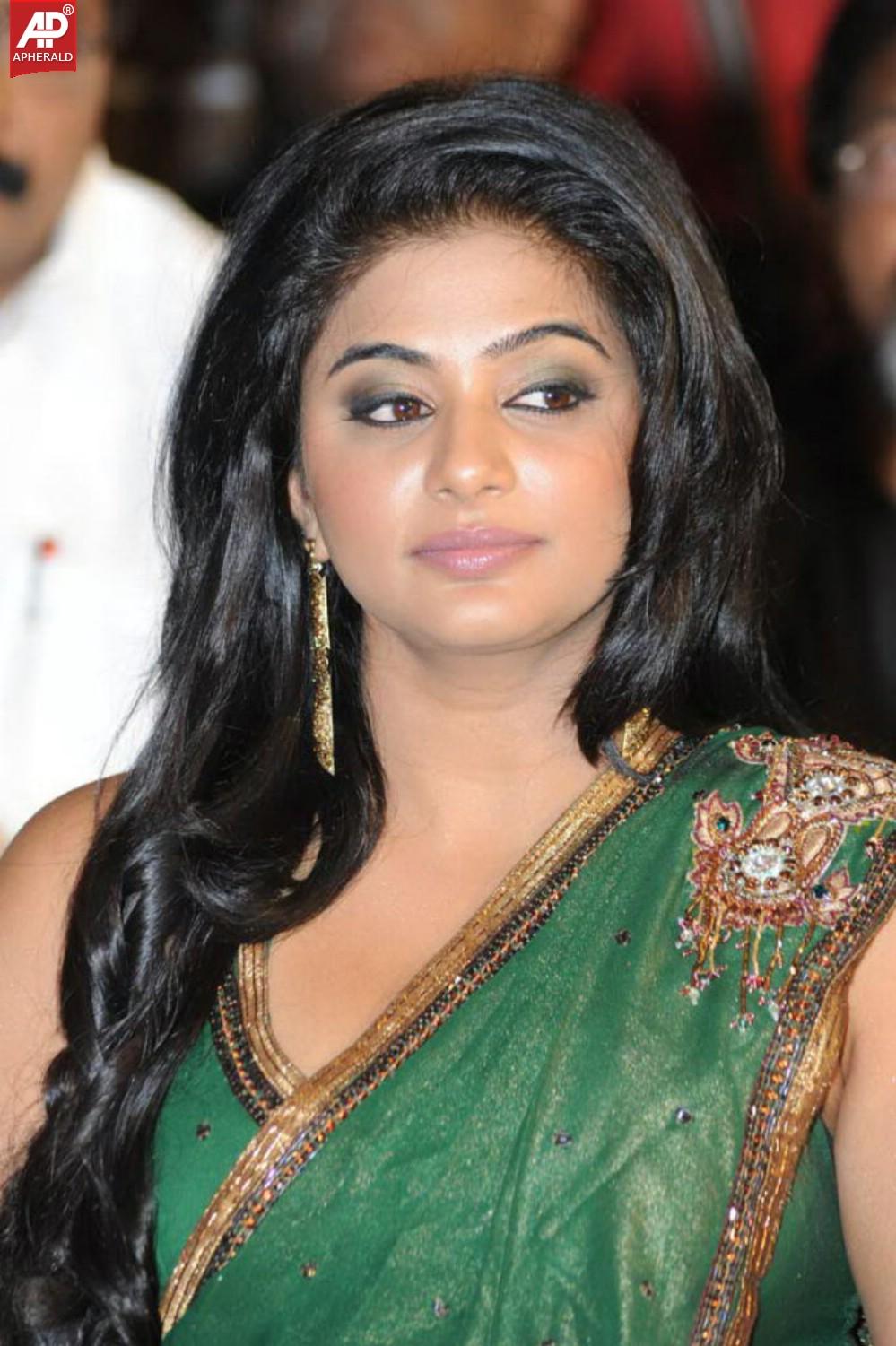 Priyamani Photo Gallery