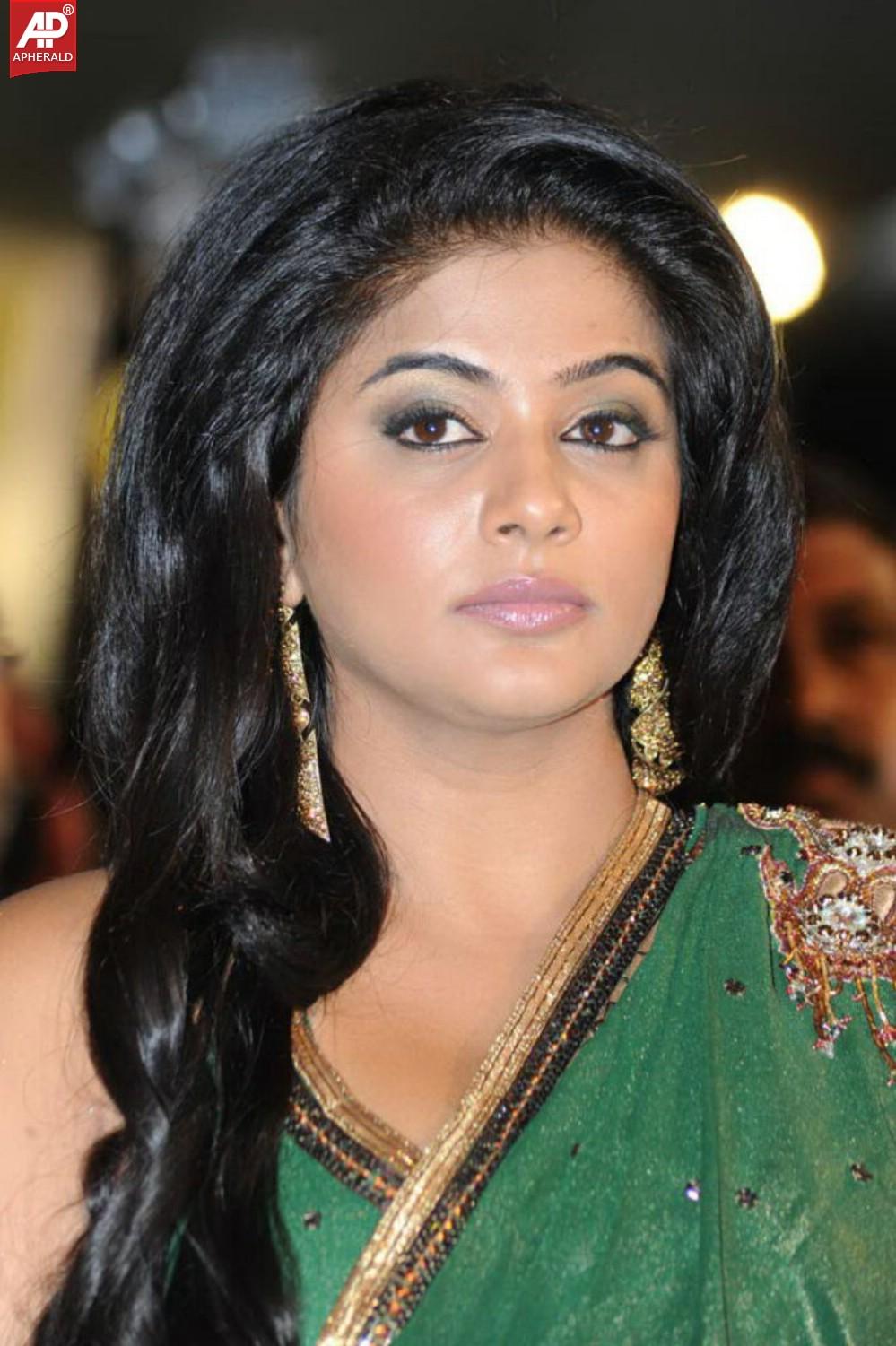 Priyamani Photo Gallery