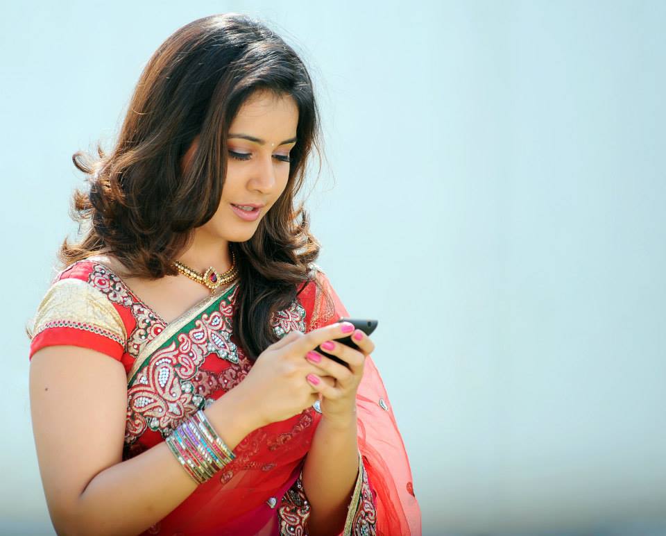 Raashi Khanna in Joru Movie Stills