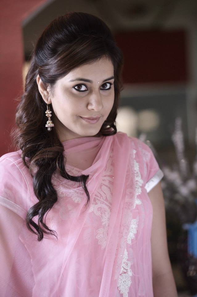 Raashi Khanna in Joru Movie Stills