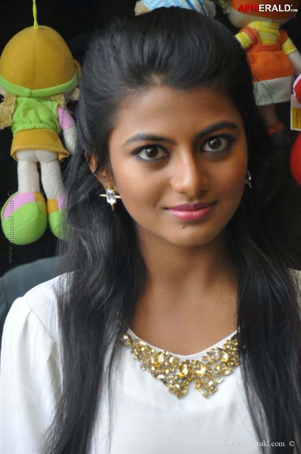 Rakshitha New Photos