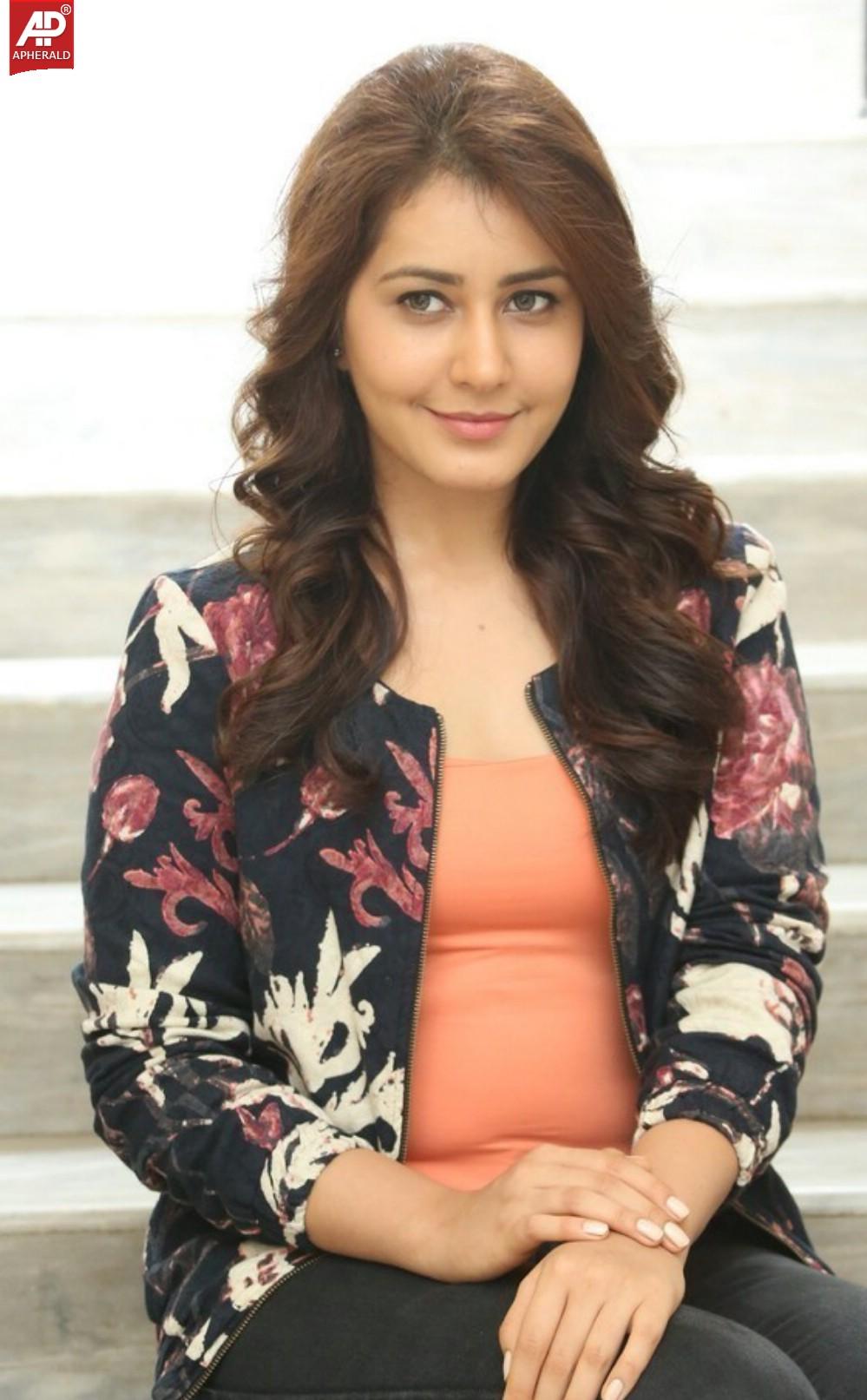 Rashi Khanna New Photoshoot