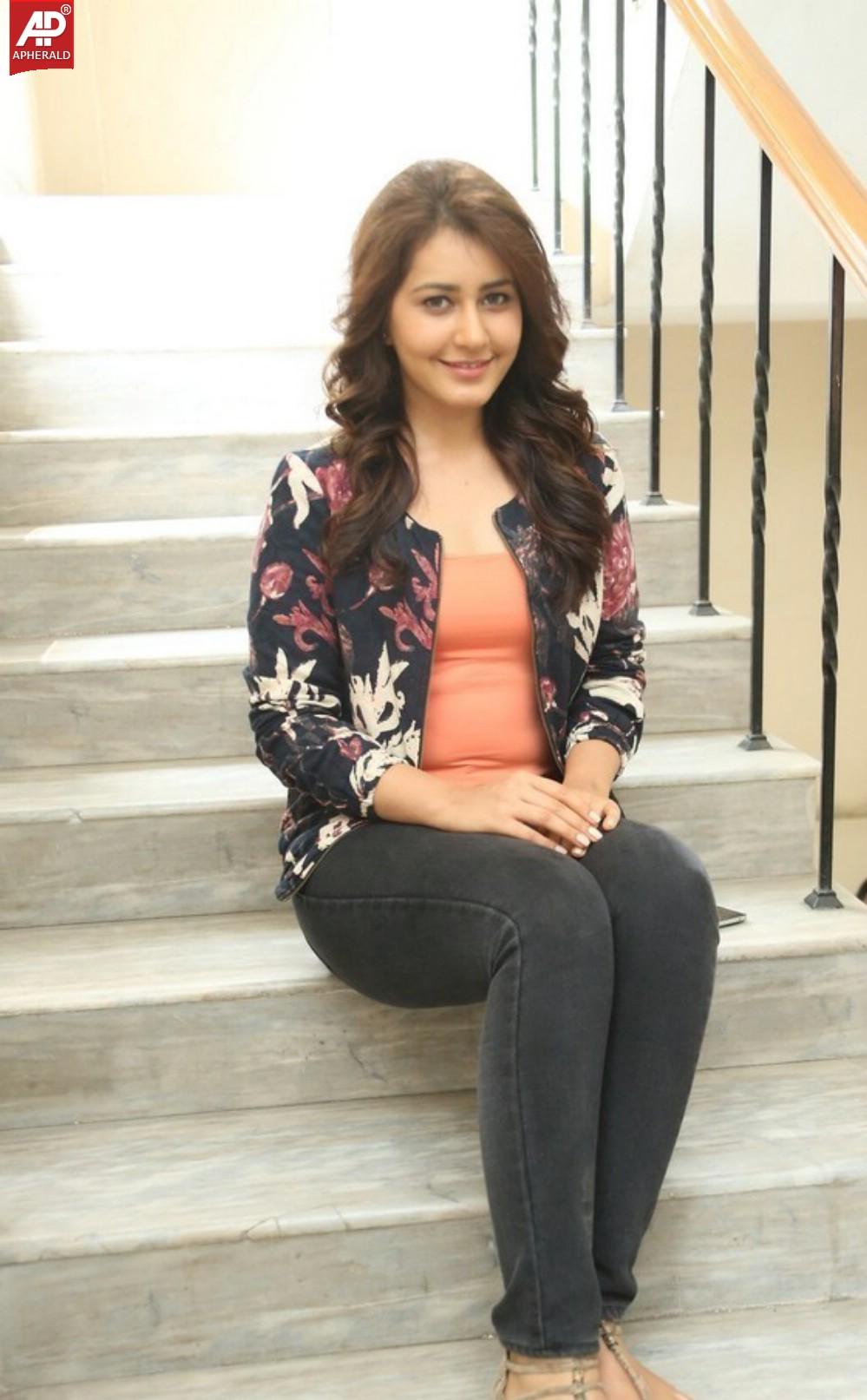 Rashi Khanna New Photoshoot