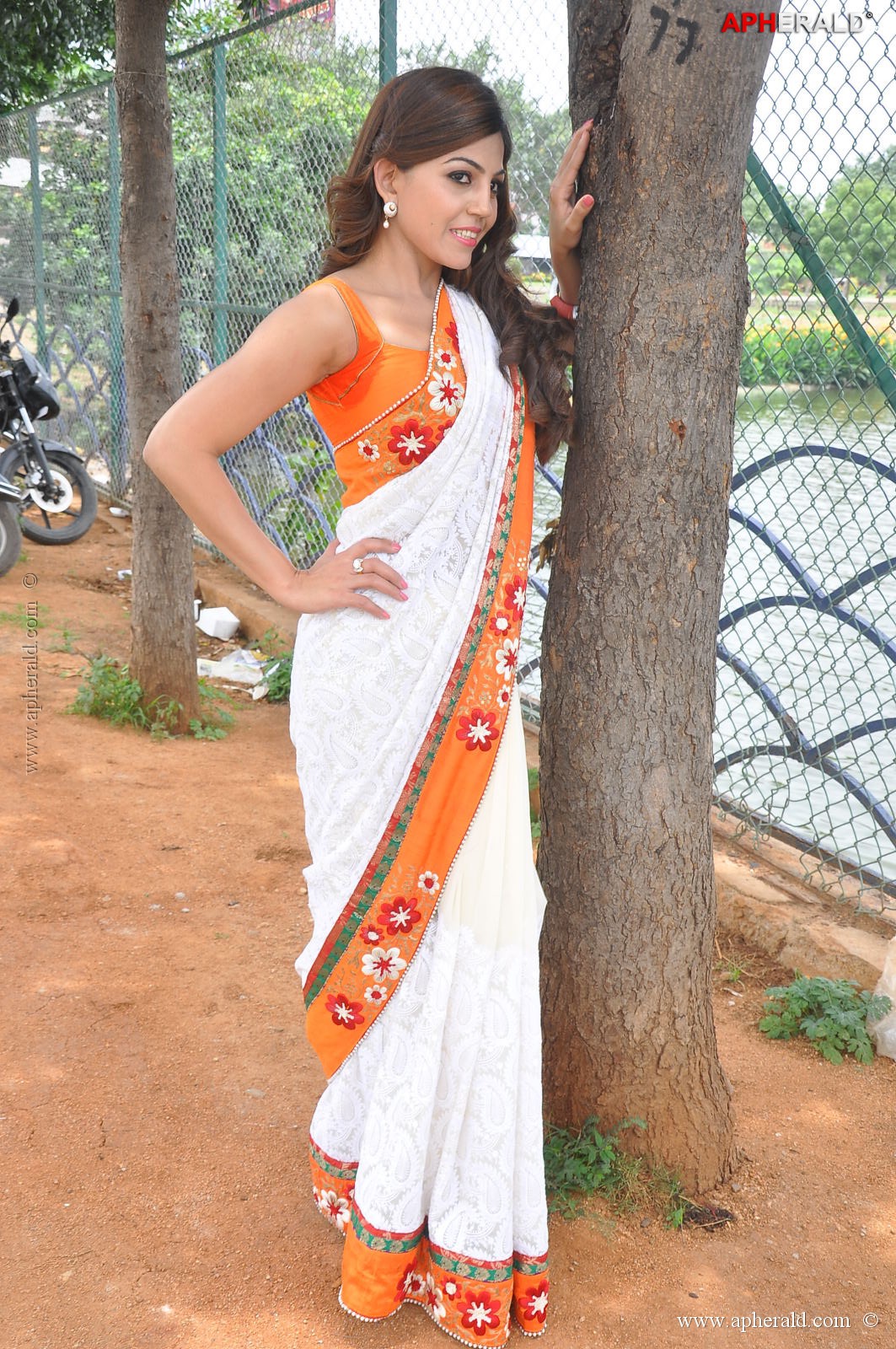 Reet Saahu New Stills