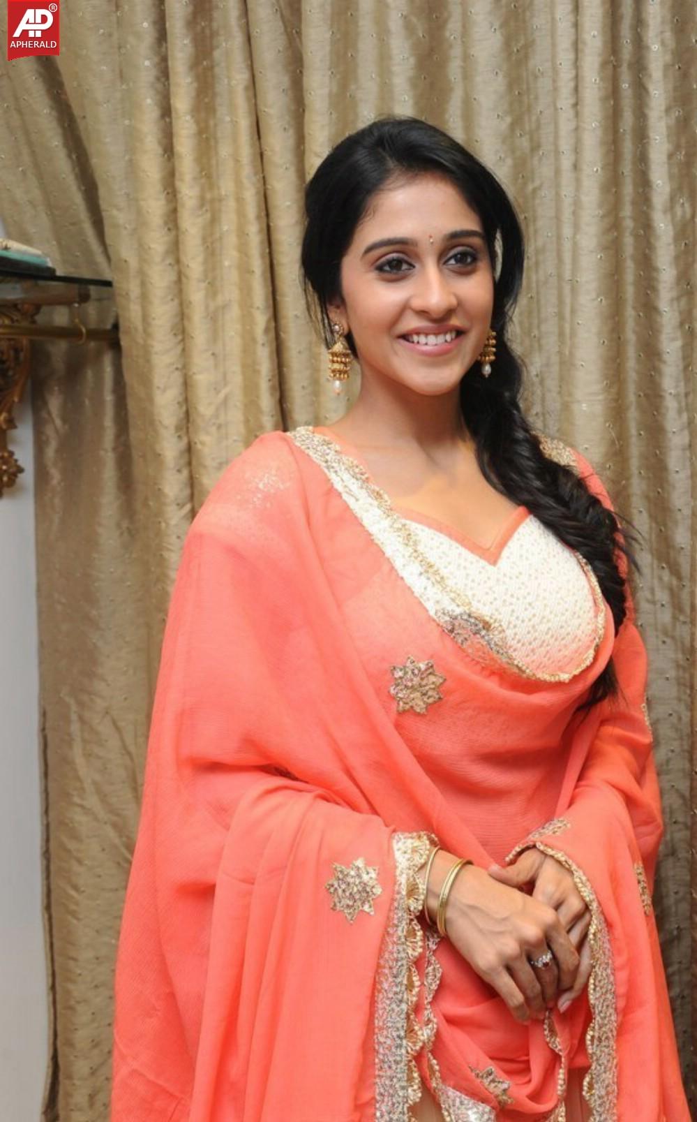 Regina Cassandra Latest Stills