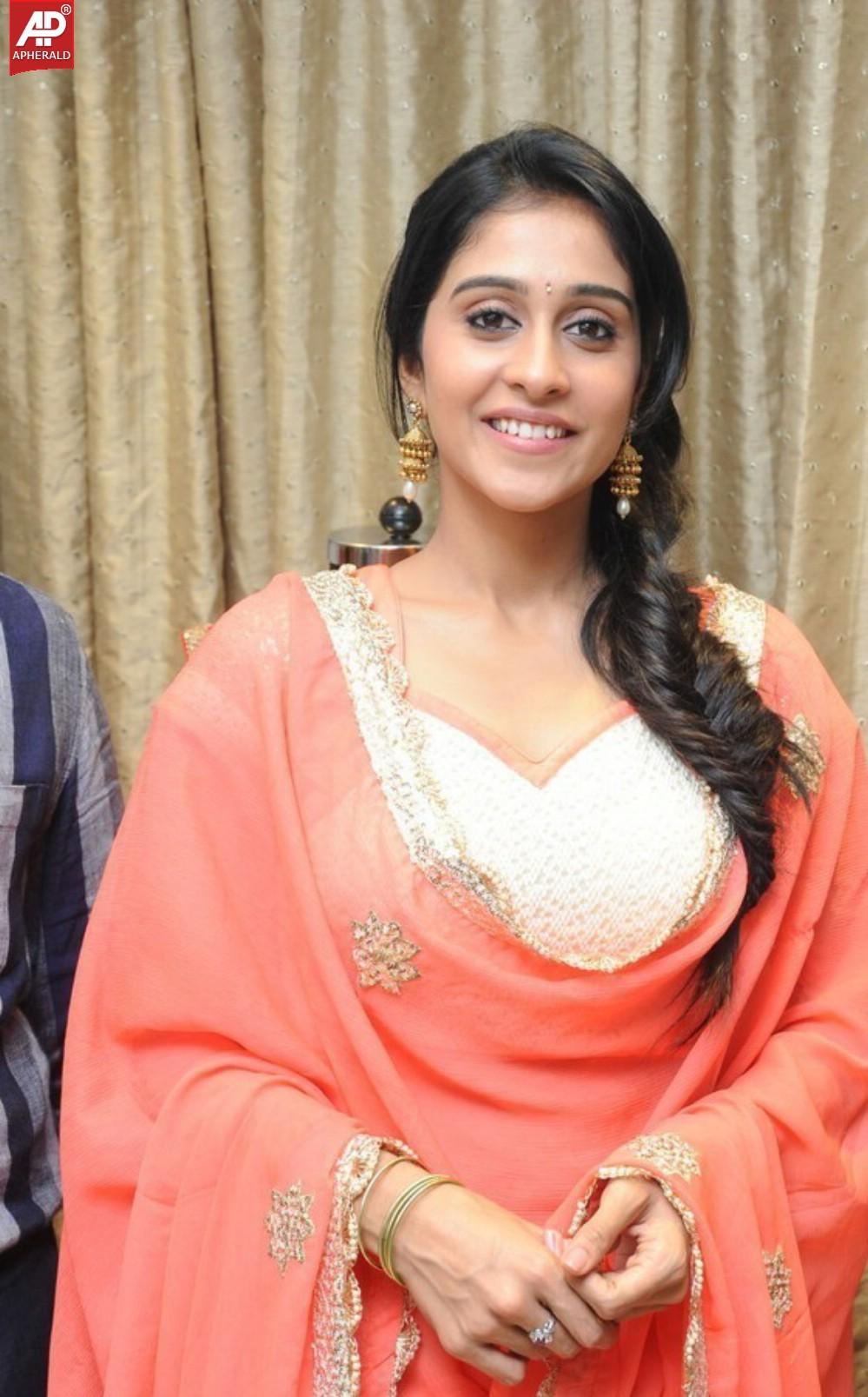 Regina Cassandra Latest Stills