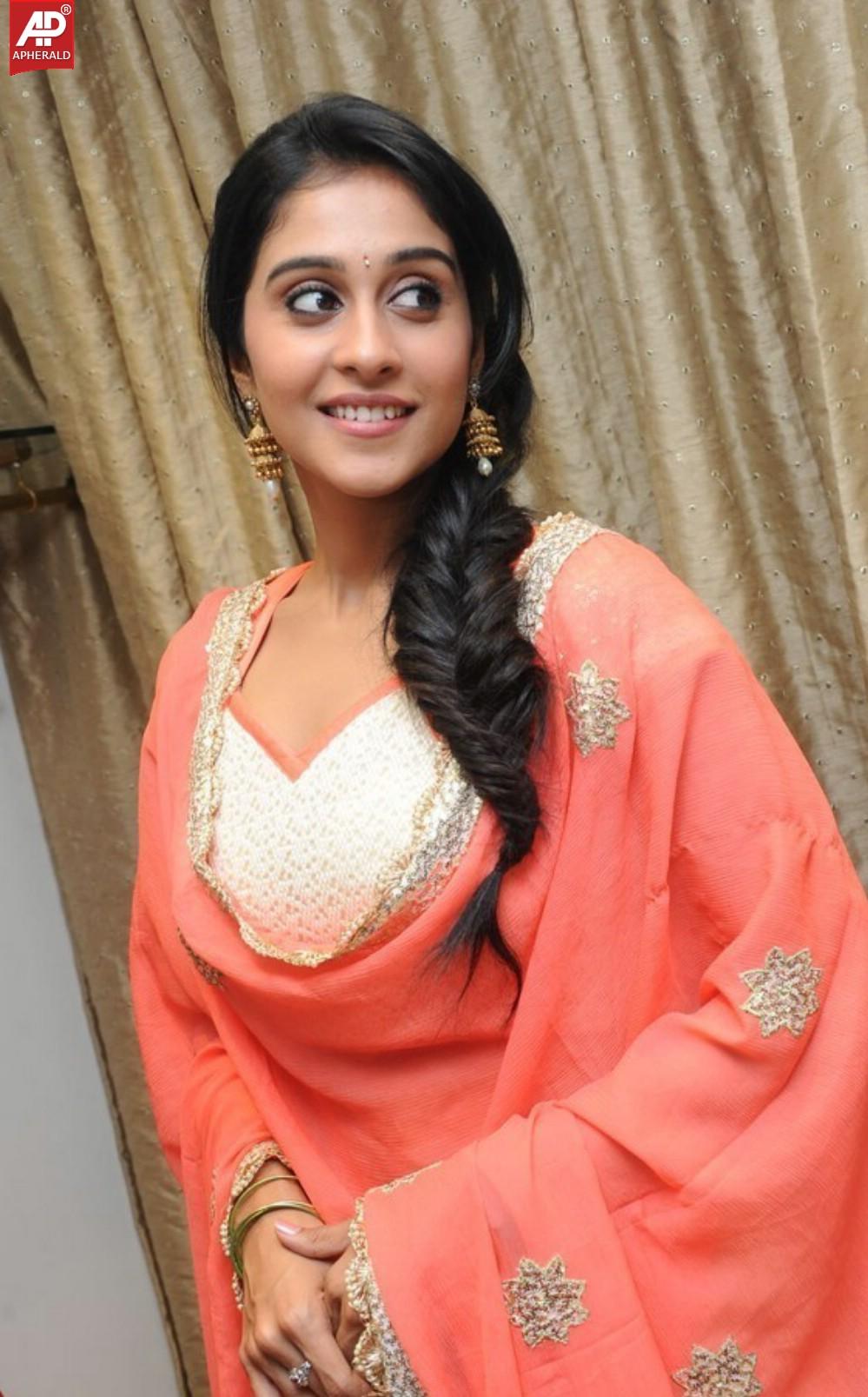 Regina Cassandra Latest Stills